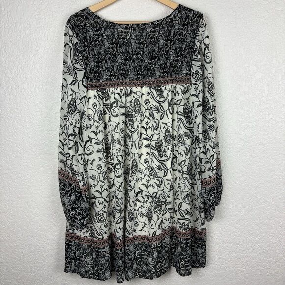 Lovestitch Mixed Print Floral Boho Black White Women’s Dress Size Medium Artsy - Picture 6 of 8